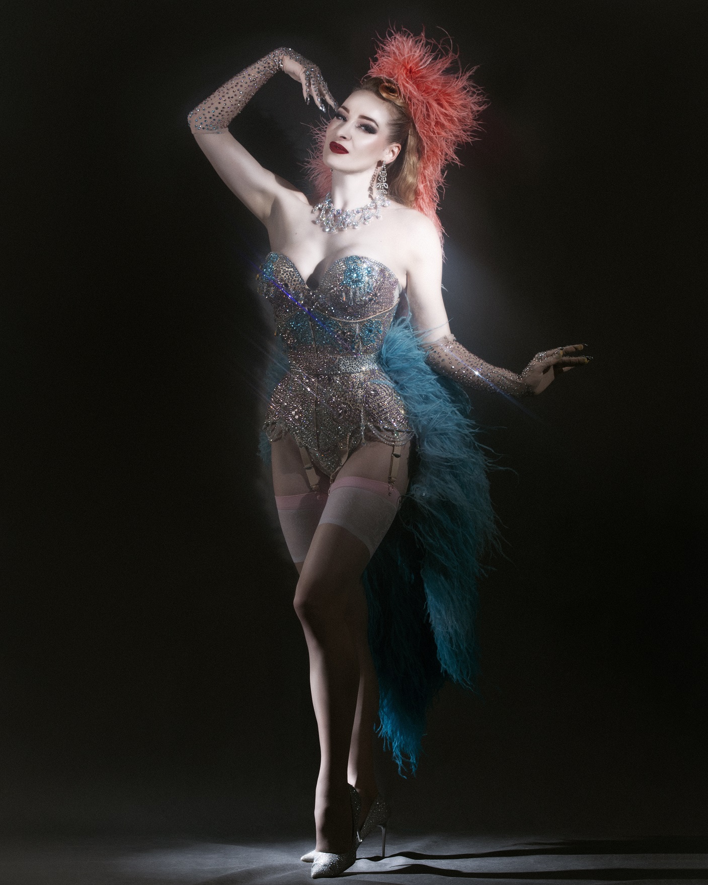 Burlesque showgirl